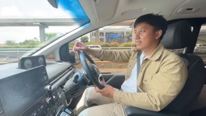 HYUNDAI STARIA 9 SEATER!