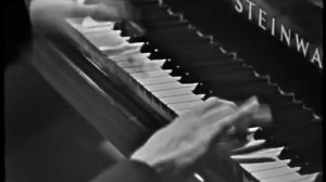 Glenn Gould and Leonard Bernstein: Bach's Keyboard Concerto No. 1 (I) in D minor (BWV 1052)