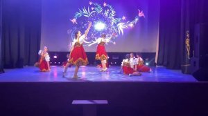 Я калинушку ломала