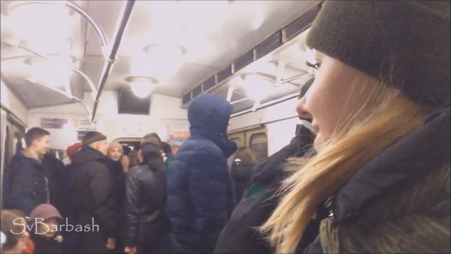 СУПЕР ВЫСТУПЛЕНИЕ!ПАТРИОТЫ!спели в метро!!!!!!!!!!ВЗОРВАЛИ МЕТРОПОЛИТЕН