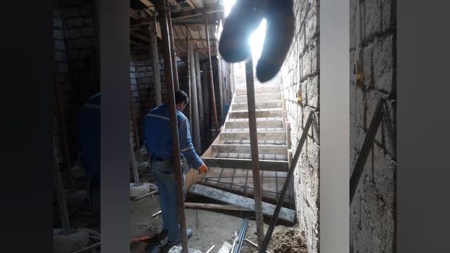 Очен просто и КРАСИВАЯ бетонная лестница своими руками.от и до смотреть онлайн