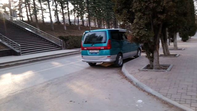 Кисловодск. Прогулка по пр. Цандера, Вечный ? огонь. 19.02.2022 г. смотреть онлайн