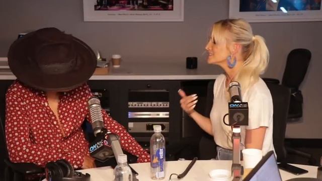 Ashlee Simpson and Evan Ross Perform New Single 'I Do' | On Air with Ryan Seacrest
