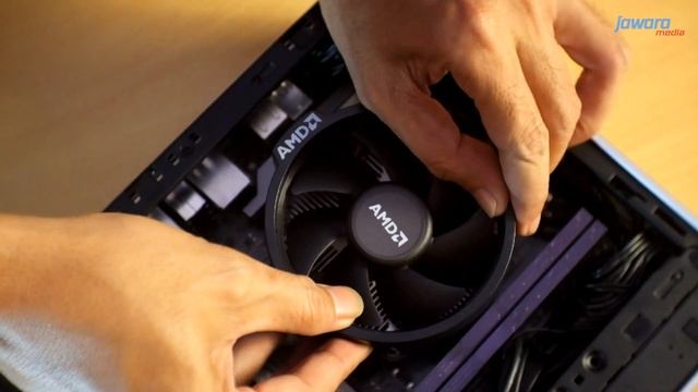 Rakit PC Mini ITX super compact with AMD Ryzen 5 5600G, Kencang, adem, irit daya ! смотреть онлайн