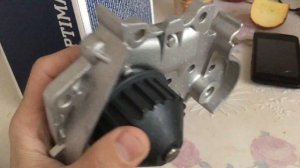 Помпа (водяной насос) Рено Логан/Сандеро/Симбол 1.4L 8V 1.6L 8V