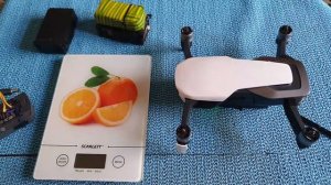 Отличная батарея на Mavic Air от DJI Spark.