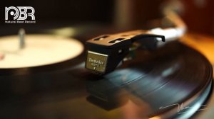 Hi Res Audio - Deep Bass Best Voices - Natural Beat Records