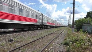 Приветливая локомотивная бригада. ЭП20-002 (ТЧЭ-6) со скорым фирм. поездом №011Э Анапа - Москва.