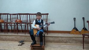 Бабинцев Дамир, 6 лет. Русская народная песня "Во саду ли в огороде"