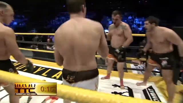 БОИ 4 НА 4. НОВЫЙ ВИД ЕДИНОБОРСТВ смотреть онлайн