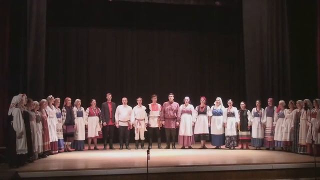 На проходе развеселые наши деньки - народный хор Саратовской консерватории смотреть онлайн