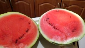Как проверить арбуз на наличие нитратов: простой и доступный способ