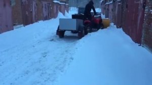 Отвал для квадроцикла. Cf moto чистит снег