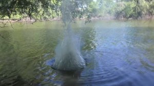 ✅ МОЩНАЯ ПЕТАРДА + ВОДА ? ТОП 10 БОЛЬШИХ ПЕТАРД ПОД ВОДОЙ и В ВОДЕ ? РЫБАЛКА ПО РУССКИ !!!