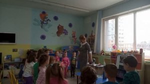 Занятие Окружающий мир во второй младшей группе "Мы-космонавты". К 60-летию полёта в космос.