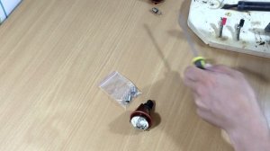 Ангельские глазки BMW E60. Замена ламп. Angel eyes replacement BMW E60