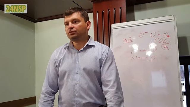 Чем опасны свободные радикалы и чем полезны антиоксиданты для защиты здоровья современного человека