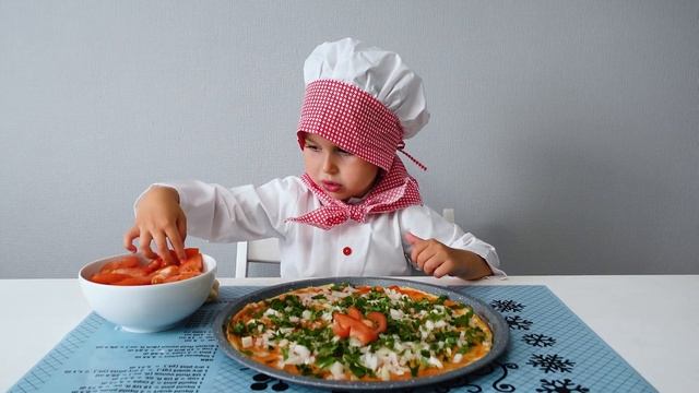 Ilya приготовил пиццу /Ilya cooked pizza/ смотреть онлайн