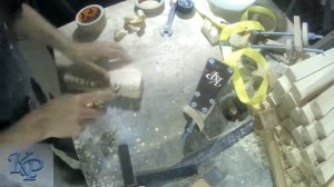 подставка под наушники