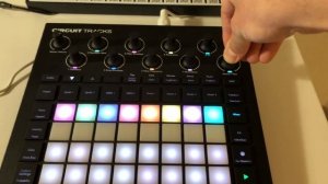 BalkonBeat Novation Circuit Tracks Live