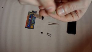 2 (две) симки и карта памяти в телефон