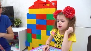 Ева и комната для обучения