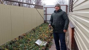 слетает колено спиннинга.как устранить проблему?