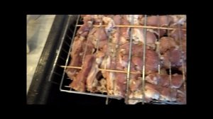 Как быстро замариновать мясо. Маринад мяса на 10 минут для углей на гриле от Алексея Макаревича.