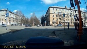 Человек из Кемерова, Светофор - Молча поправит всё ...