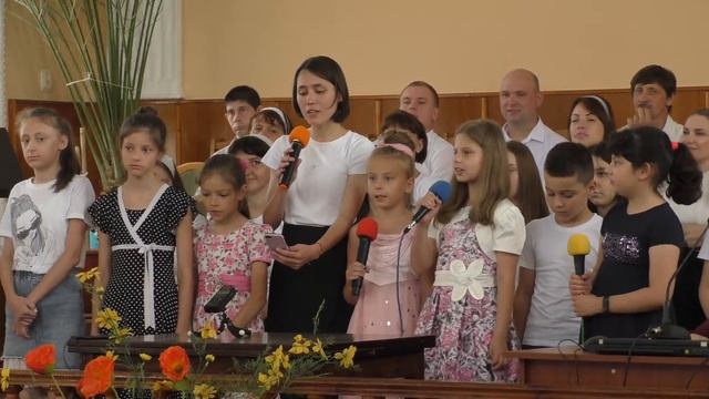 Выступление детей на праздник Троицы. смотреть онлайн