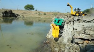 Самосвал MAN упал со скалы