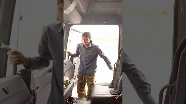 Движ смотреть онлайн