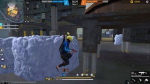 СЫГРАЛ С ДРУГОМ ПРОТИВ 4 ДЕВУШЕК FREE FIRE 👩 ПРОИГРАЛ ДЕВУШКАМ?