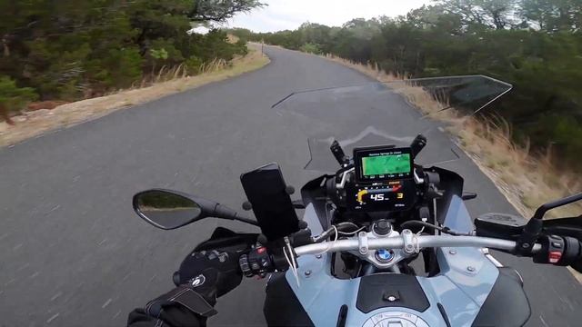 2021 BMW R 1250 GSA first ride from 2021 Honda Africa Twin owner смотреть онлайн