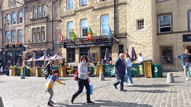 Edinburgh Scotland Greyfriars Bobby to Grassmarket Walk смотреть онлайн