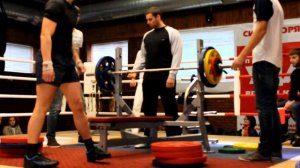 Жим лёжа 102,5 кг, весовая категория до 75 кг