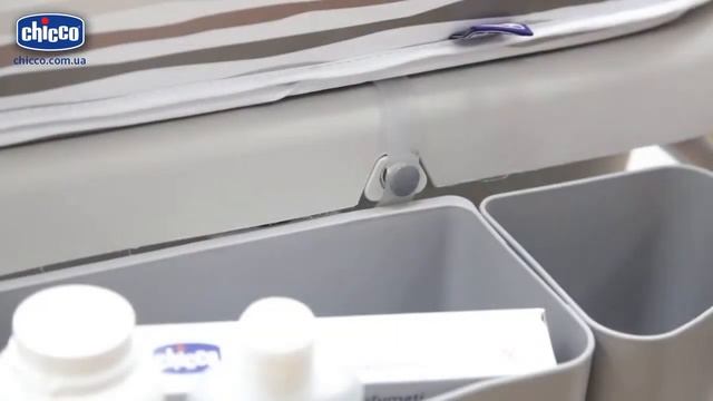 Пеленальный столик с ванночкой "Cuddle & Bubble" смотреть онлайн