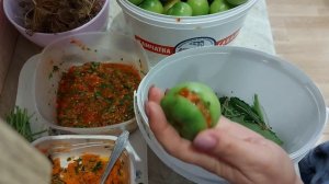 Зеленые фаршированные помидоры на зиму\\просто супер\\ трех видов