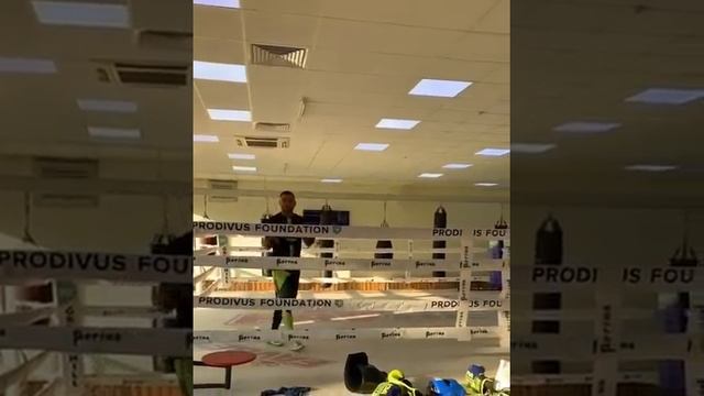 Двоечка от Усика и Ломаченко. смотреть онлайн