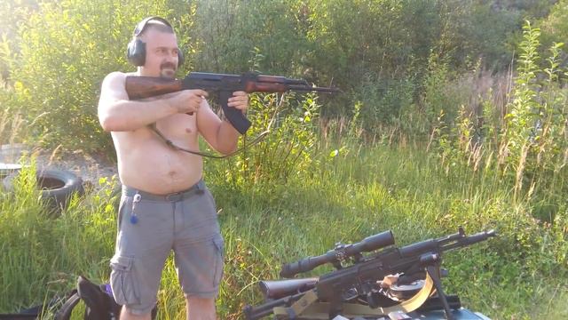 Стрельба из АКМ / Kalashnikov Shooting смотреть онлайн