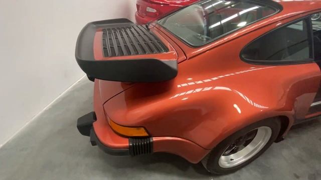 Porsche 930 Turbo 1984 - July Classic Cars and Bikes Auction - Pinkenba, QLD смотреть онлайн