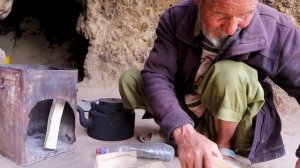 Village Life in Afghanistan | A Risky Cave Survival Recipe