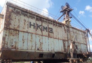 Шагающий экскаватор ЭШ-10/70.