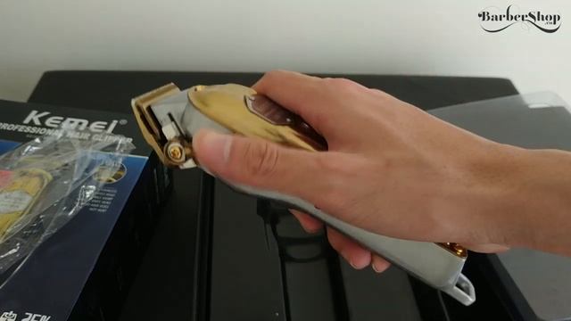 Khui hộp tông đơ kemei 1984 || Codos Việt Nam смотреть онлайн