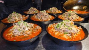 Потрясающая острая лапша с говядиной - корейская уличная еда