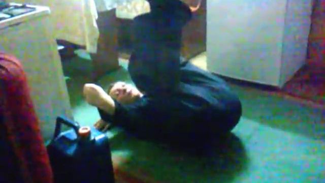 как надо вставать с прыжка,по инерции:)) смотреть онлайн