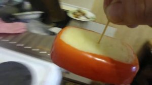 Воск для сыра. Пробное покрытие.