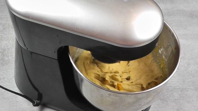 Воздушные крестовые булочки с изюмом на ПАСХУ! смотреть онлайн