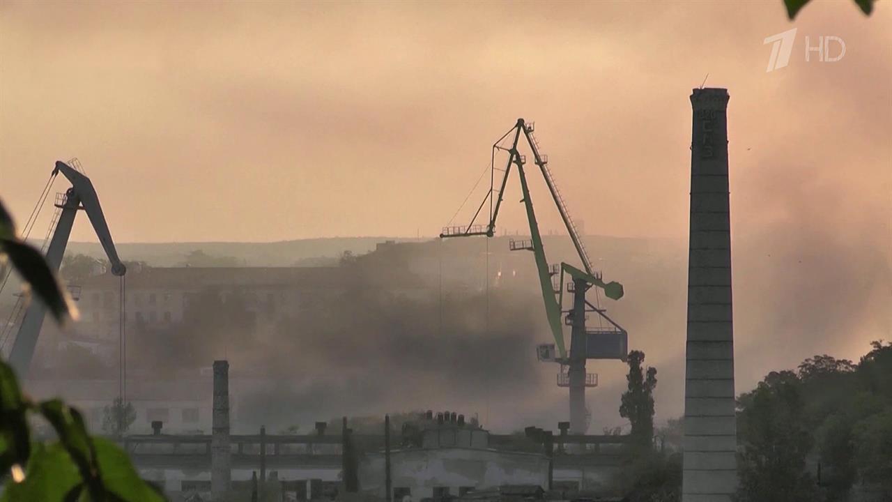 Два поврежденных корабля в Севастополе восстановят и они продолжат боевую службу