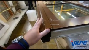 Установка приточного оконного клапана Invisivent на оконную раму.